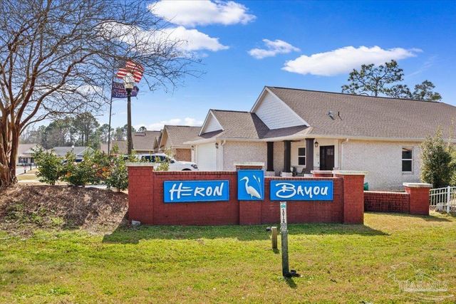 706 Upper Heron Way, Pensacola, FL 32506