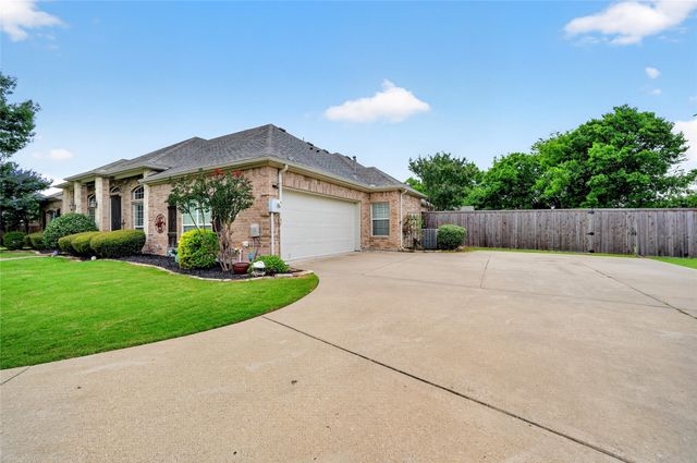 800 Wren Court, Forney, TX 75126