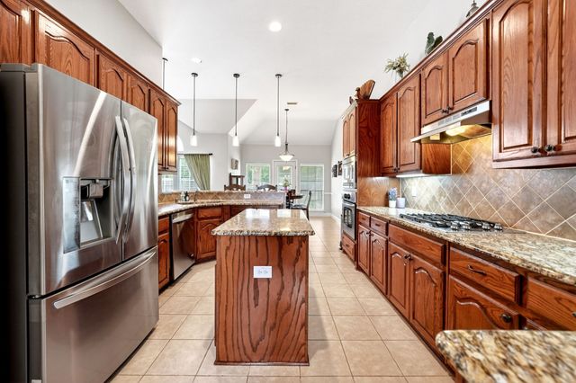 800 Wren Court, Forney, TX 75126