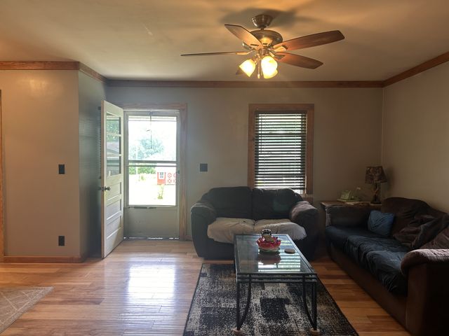 141 Higdon St, Lynnville, TN 38472