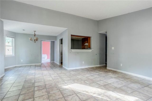 5289 Brentwood Road, Atlanta, GA 30349