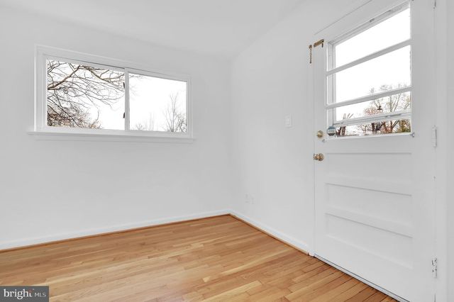 4607 HARLAN ST, Rockville, MD 20853