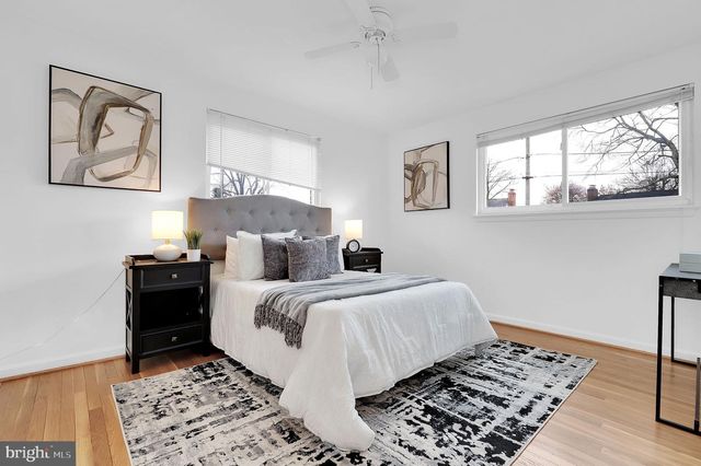 4607 HARLAN ST, Rockville, MD 20853