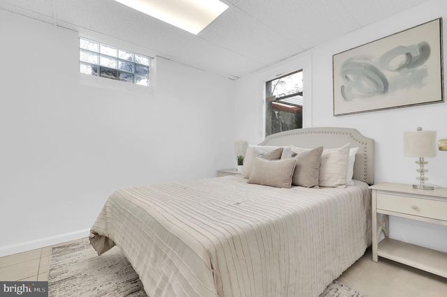 4607 HARLAN ST, Rockville, MD 20853