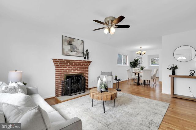 4607 HARLAN ST, Rockville, MD 20853