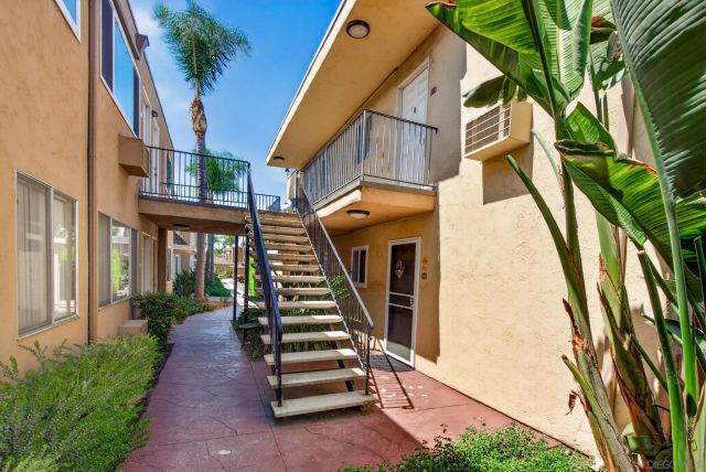 559 E Madison 110, El Cajon, CA 92020