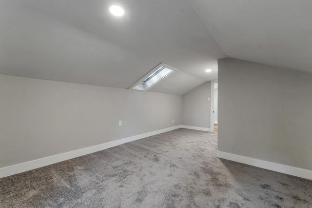 77 Straw Road, Manchester, NH 03102