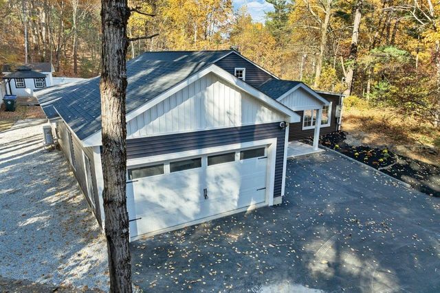 77 Straw Road, Manchester, NH 03102