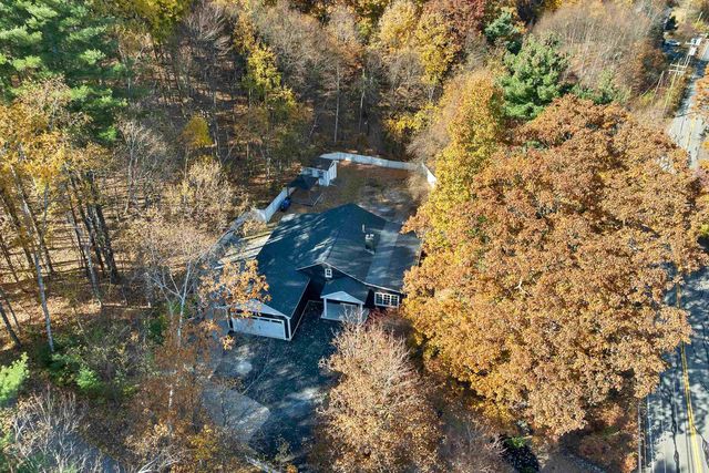 77 Straw Road, Manchester, NH 03102