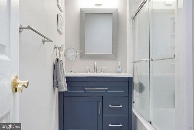 608 ORLEANS PL NE, Washington, DC 20002