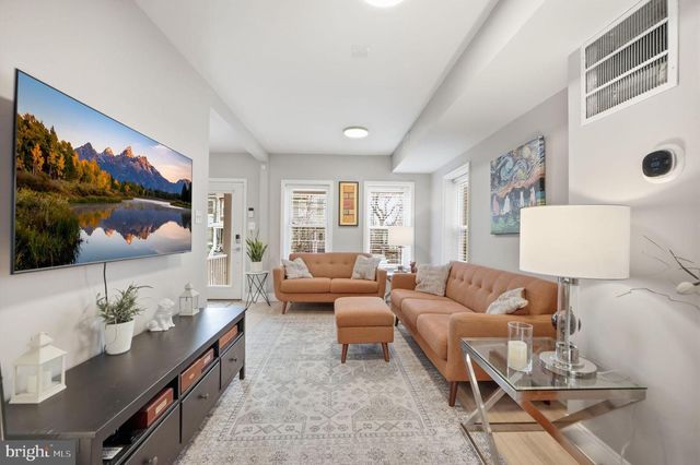 608 ORLEANS PL NE, Washington, DC 20002