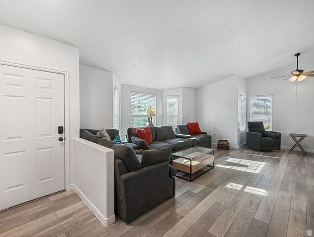 4216 W 5250 S, Roy, UT 84067