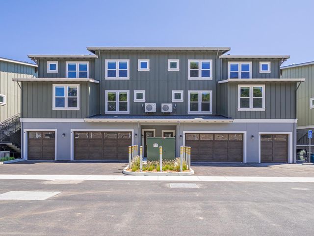 121 Aptos Village Way 4, Aptos, CA 95003