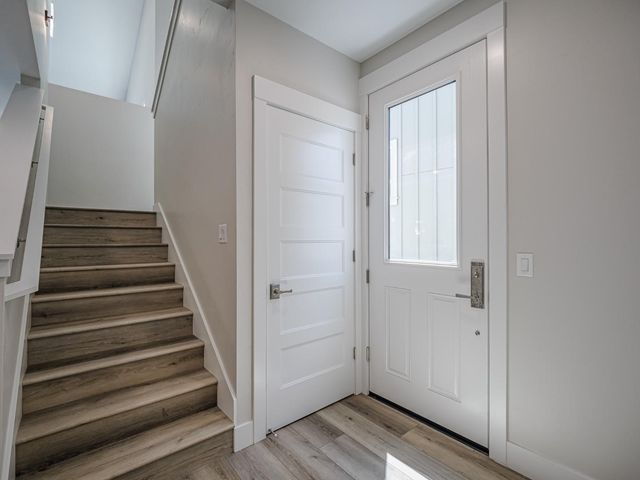 121 Aptos Village Way 4, Aptos, CA 95003