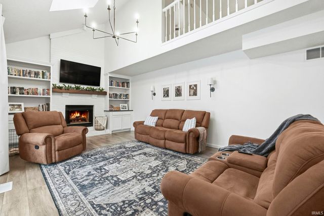 2223 Greythorn Drive, Fort Wayne, IN 46815