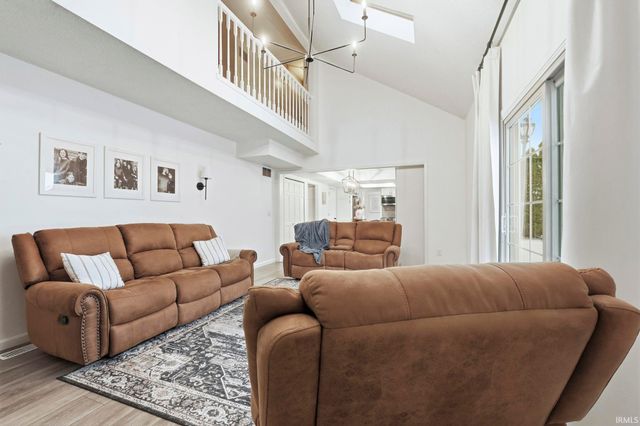 2223 Greythorn Drive, Fort Wayne, IN 46815