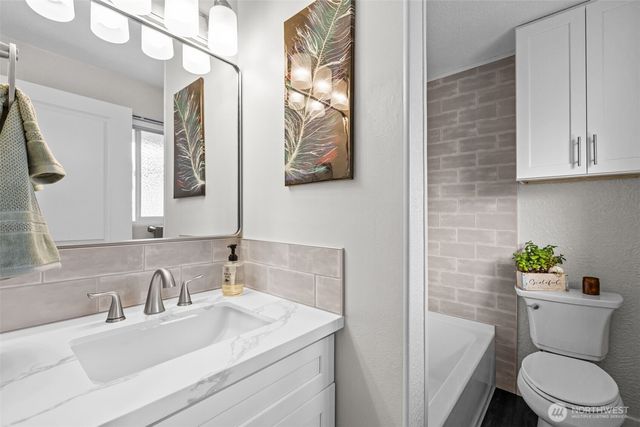 16026 22nd Avenue W, Lynnwood, WA 98087