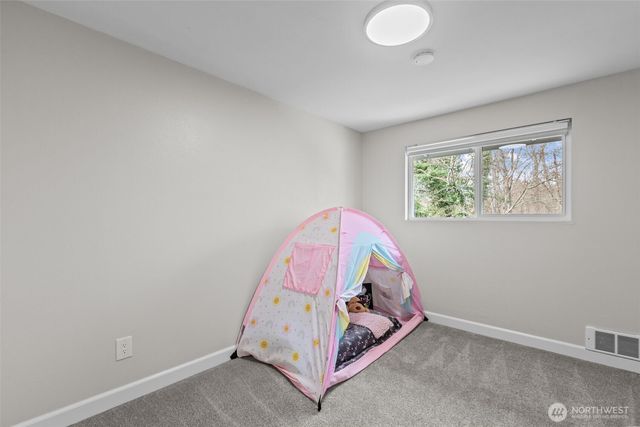 16026 22nd Avenue W, Lynnwood, WA 98087