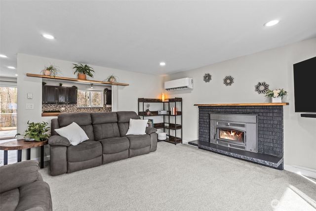 16026 22nd Avenue W, Lynnwood, WA 98087