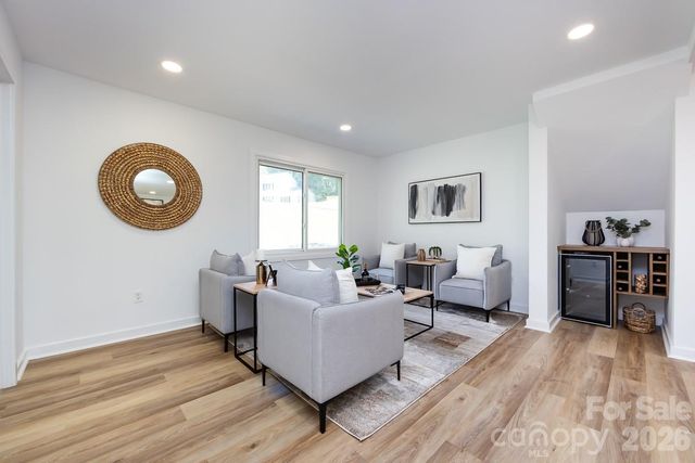 301 Dollar Circle, Charlotte, NC 28270