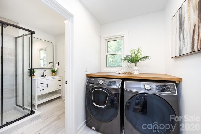 301 Dollar Circle, Charlotte, NC 28270