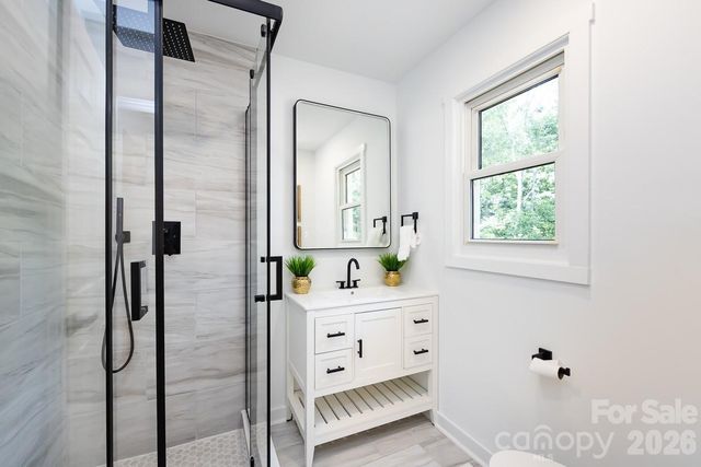 301 Dollar Circle, Charlotte, NC 28270