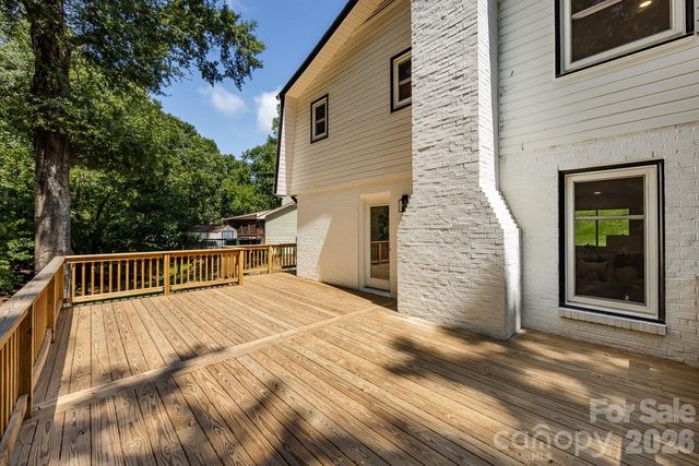 301 Dollar Circle, Charlotte, NC 28270