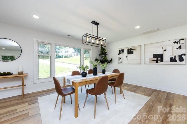 301 Dollar Circle, Charlotte, NC 28270