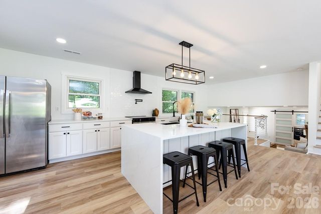 301 Dollar Circle, Charlotte, NC 28270