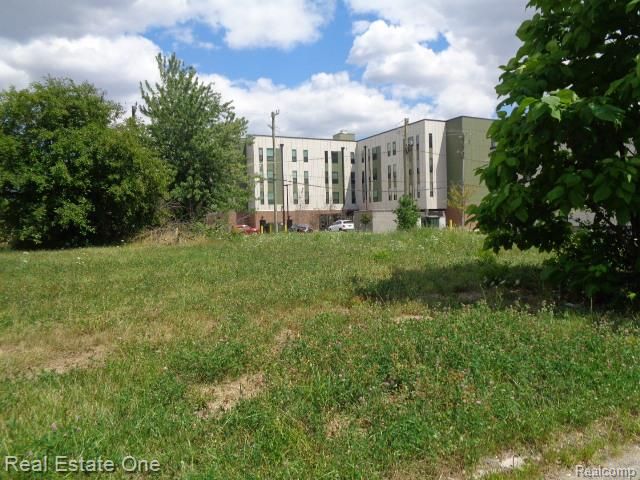 3348 15th Street, Detroit, MI 48208