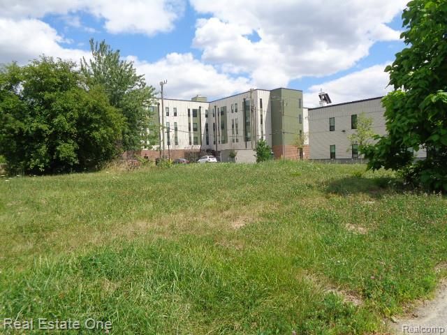 3348 15th Street, Detroit, MI 48208