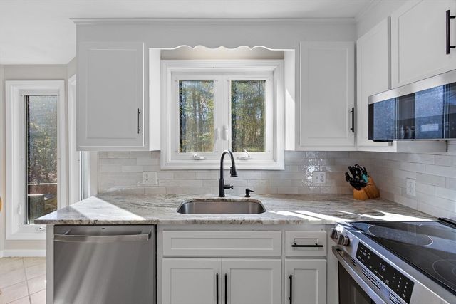 120 Hawes St, Wrentham, MA 02093