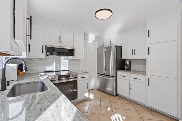 120 Hawes St, Wrentham, MA 02093