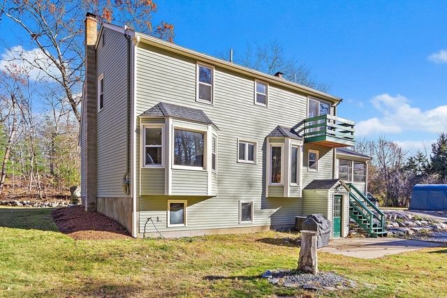 120 Hawes St, Wrentham, MA 02093