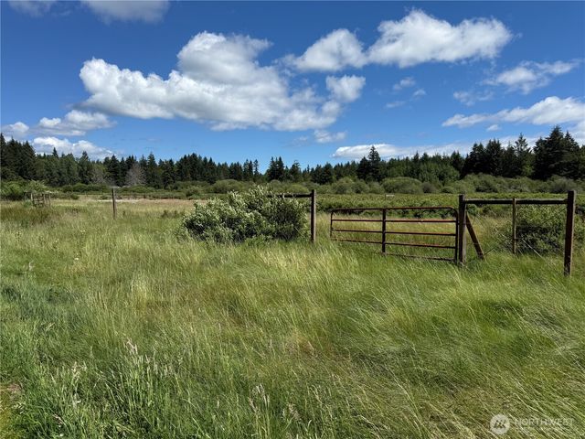 119 184th Avenue Ct SW, Lakebay, WA 98445