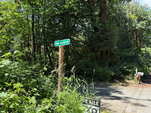 119 184th Avenue Ct SW, Lakebay, WA 98445