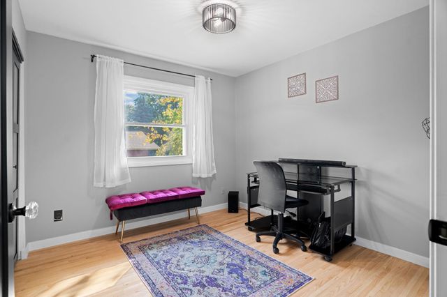 18115 20th Avenue N, Plymouth, MN 55447