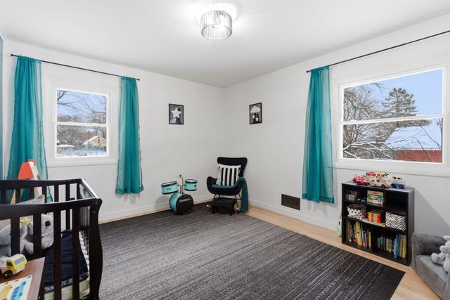 18115 20th Avenue N, Plymouth, MN 55447