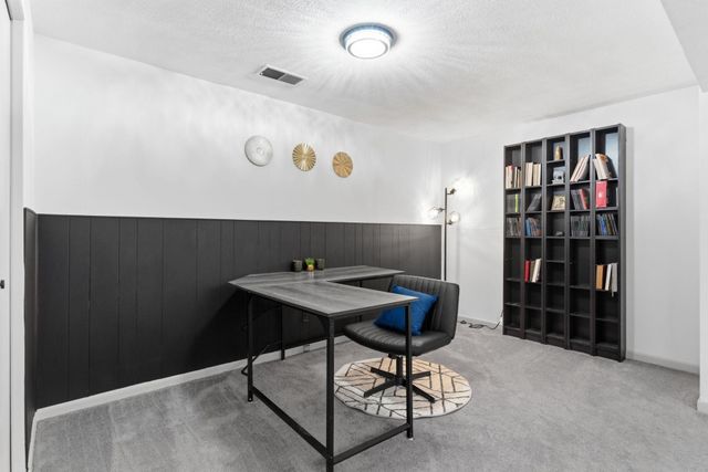 18115 20th Avenue N, Plymouth, MN 55447