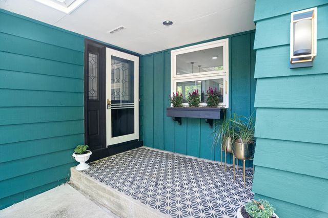 18115 20th Avenue N, Plymouth, MN 55447