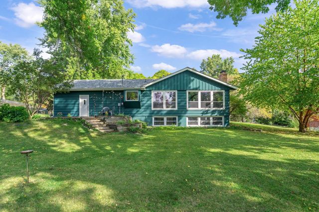 18115 20th Avenue N, Plymouth, MN 55447