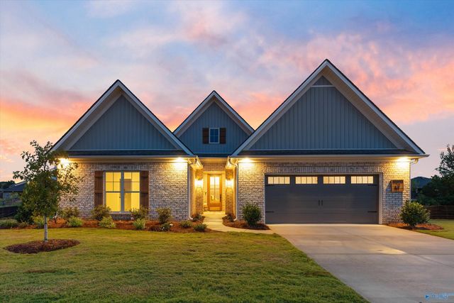 51 Belle Park Lane, Huntsville, AL 35803