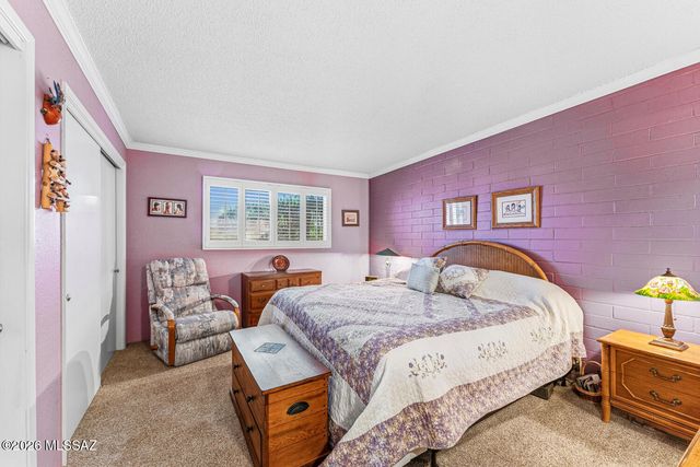326 N Calle Del Chancero, Green Valley, AZ 85614