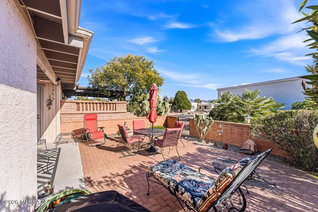 326 N Calle Del Chancero, Green Valley, AZ 85614