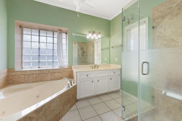 814 Royal Adelade Drive, College Station, TX 77845