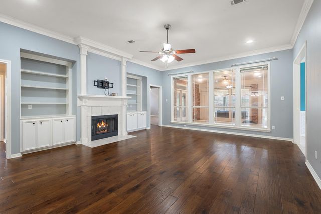 814 Royal Adelade Drive, College Station, TX 77845