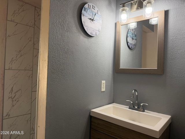 11619 N 92ND Drive, Peoria, AZ 85345