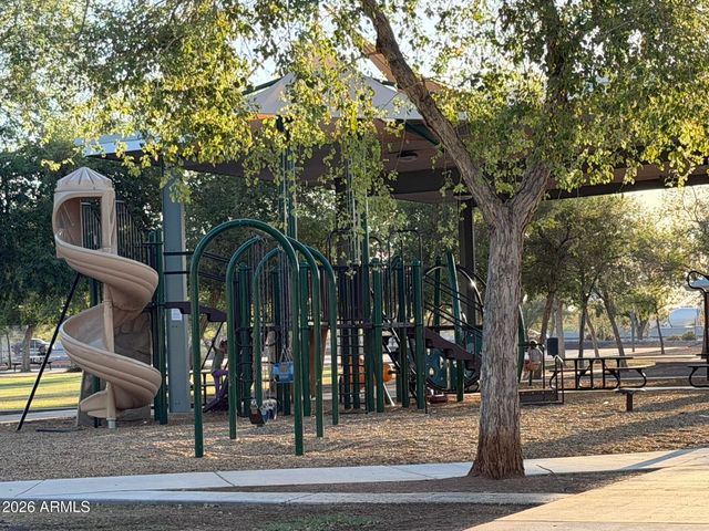 11619 N 92ND Drive, Peoria, AZ 85345