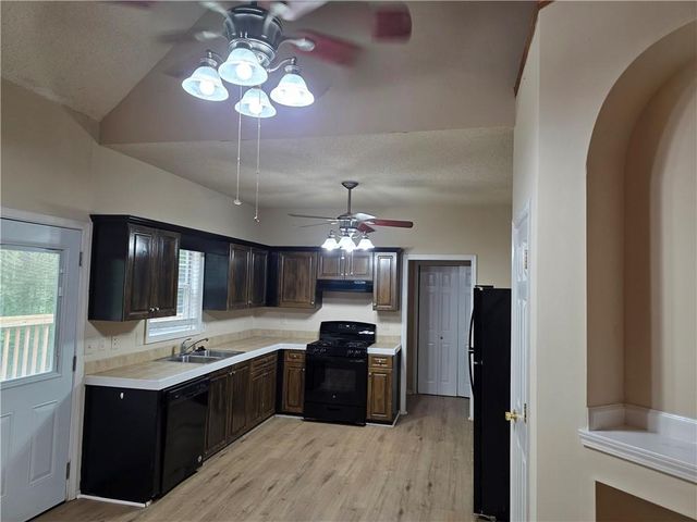 4115 S Laurel Grove Road, Douglasville, GA 30135