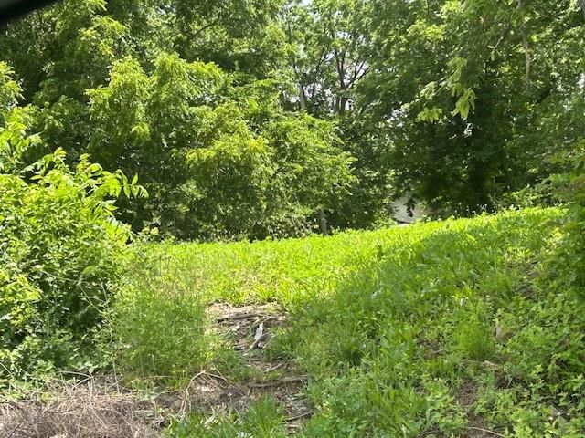 3947 Norton Avenue, Kansas City, MO 64130